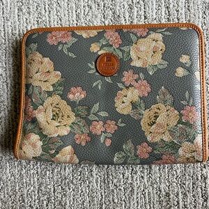 Pierre Balmain Floral Clutch - Gray and Tan